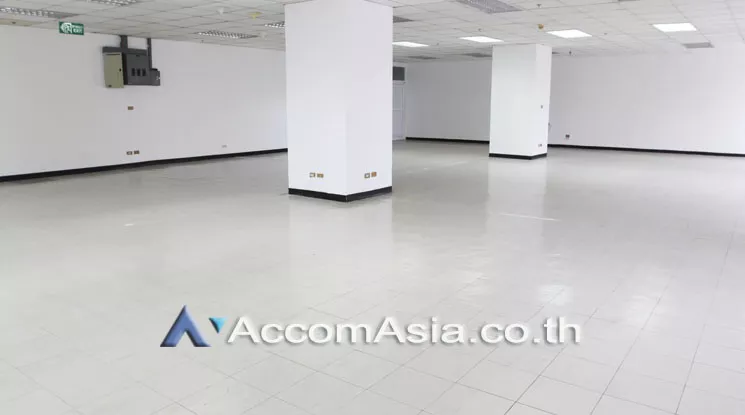  1  Office Space For Rent in Charoen Nakhon ,Bangkok BTS Krung Thon Buri at Thai Sri Tower AA13712